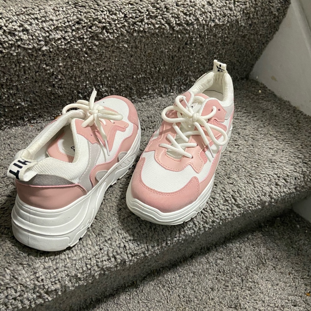 Chunky shoes